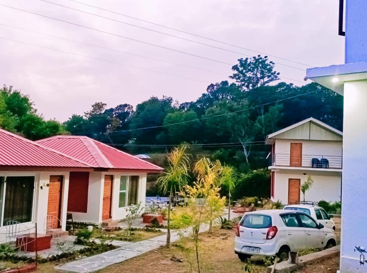 Resort The Himalayan Odyssey And Cottages Dharamshala Exterior photo